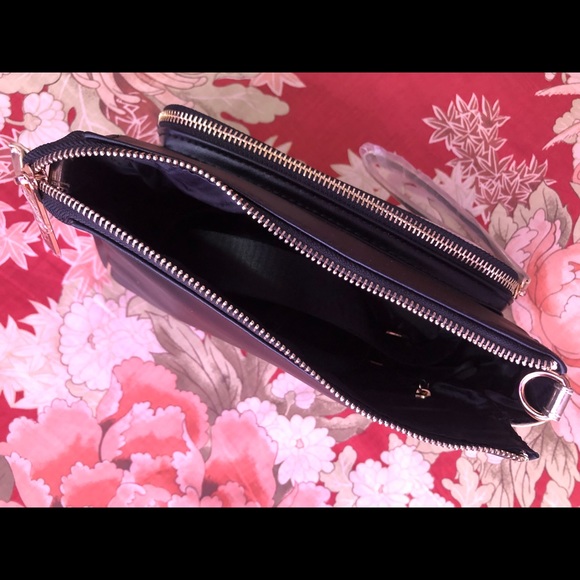 Womens Versace Hand Bag - Picture 4 of 4